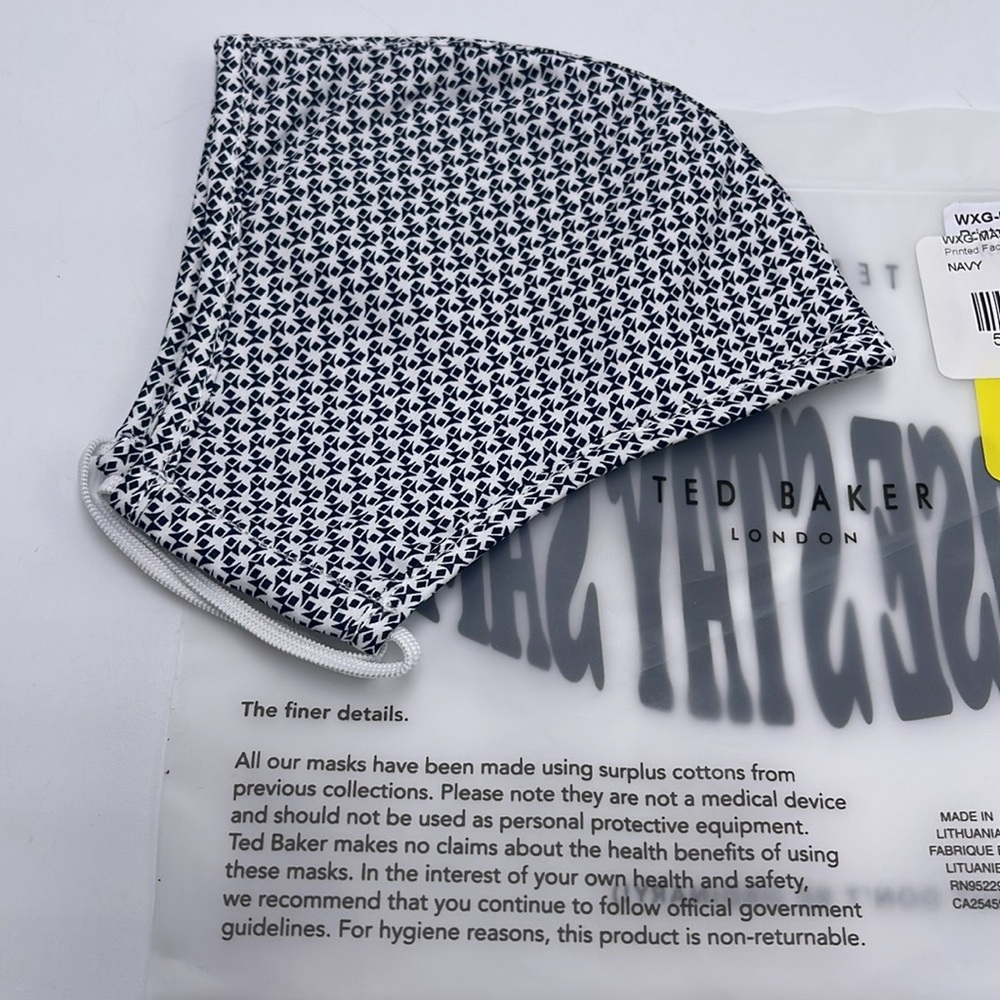 Black and White Patterned Face Mask TED BAKER LONDON Reversible Reusable NWT - Picture 8 of 16